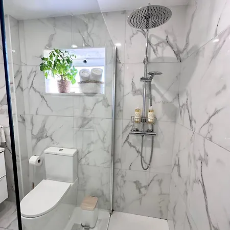 아파트 Fantastico T3 - 6 Pessoas *